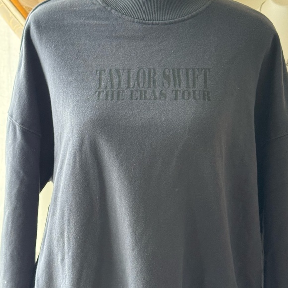 NWT - Taylor Swift Eras Tour Exclusive Sweatshirt - Picture 2 of 8